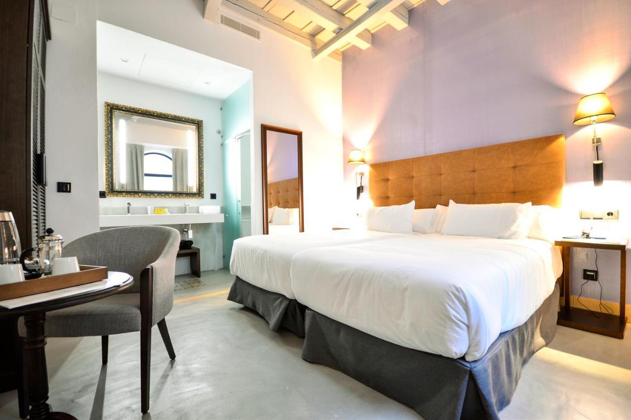 Hotel Legado Alcazar (Adults Only) Seville Luaran gambar